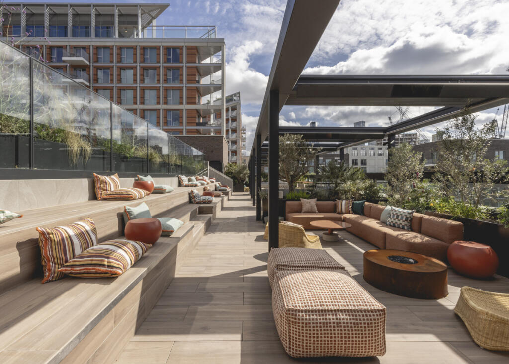 Main image of property: Bloom West, 57 Nine Elms Ln, Nine Elms, London SW11 7DG