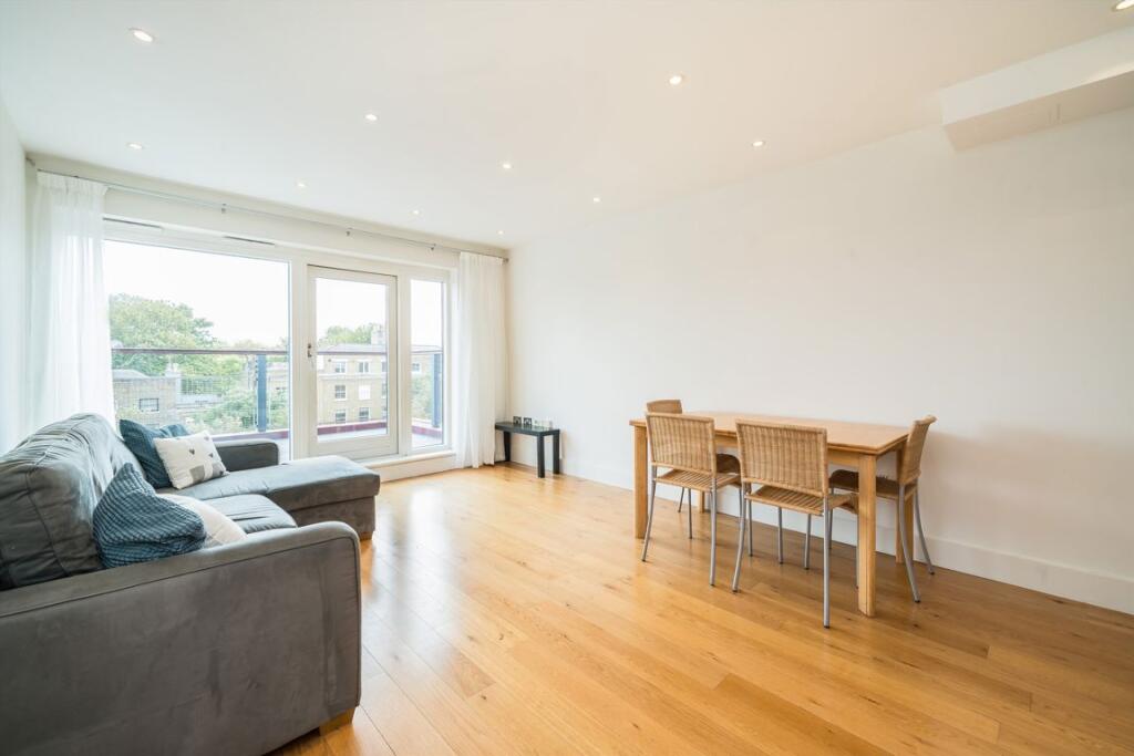 Apartment in London - More