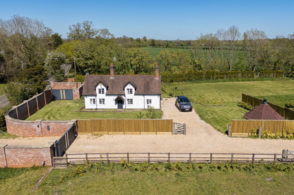Main image of property: Whitchurch Road, Spurstow, CW6