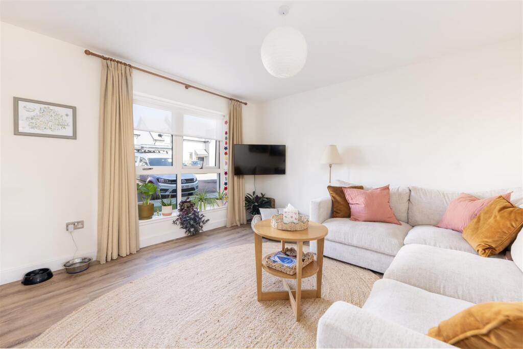Apartment in Inverness, Highland - View 5