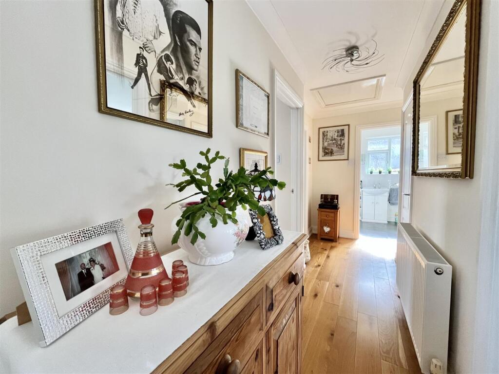 House in Rother, Fairlight - View 3