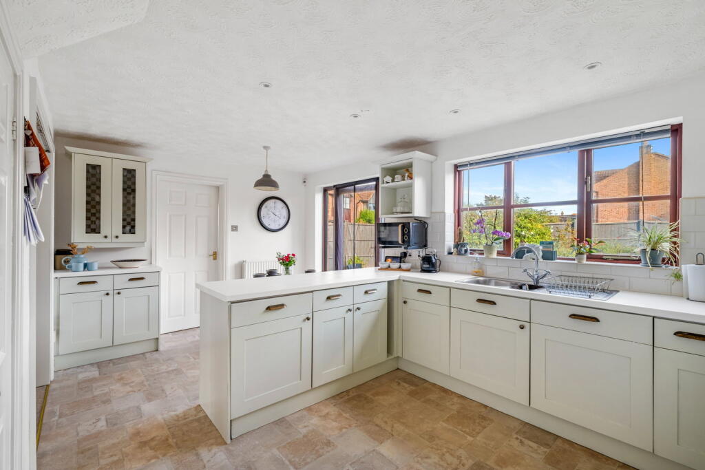 House in Nottingham - View 4