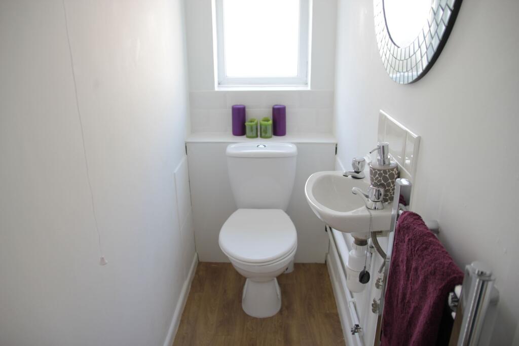 4 bedroom terraced house for rent