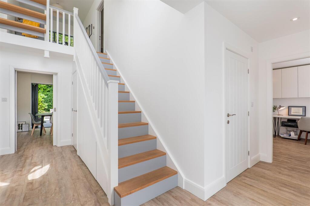 Linden Grove, Chorley - View 6
