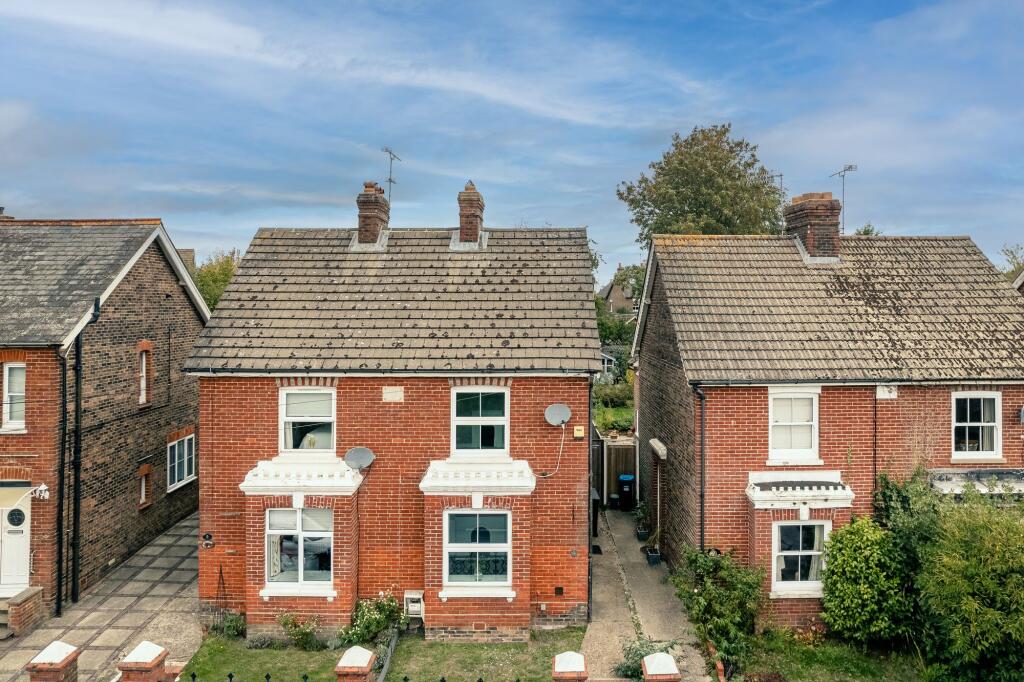Main image of property: Newchapel Road, Lingfield, RH7