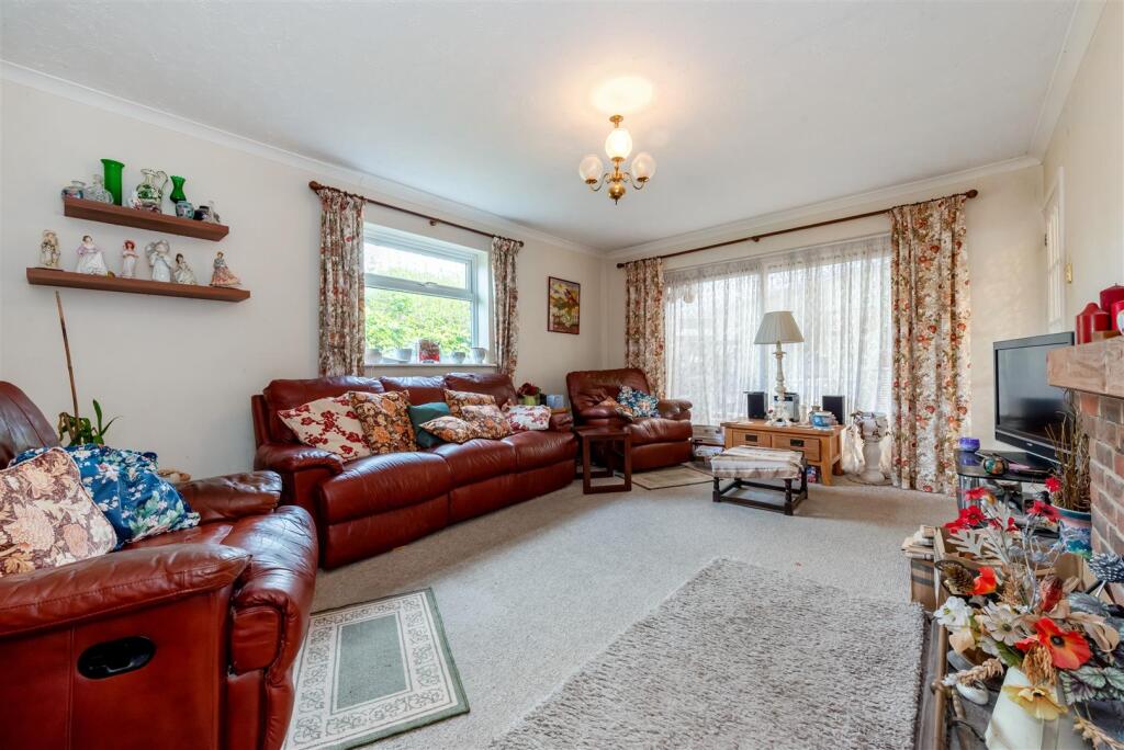 House in Chichester, West Wittering - View 3