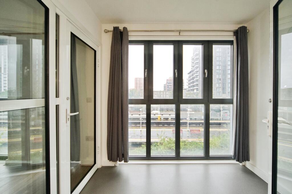 Apartment in London - View 4