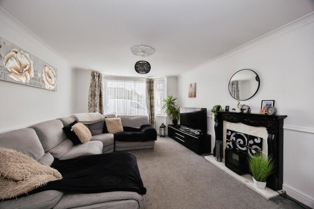 House in Portsmouth - View 2