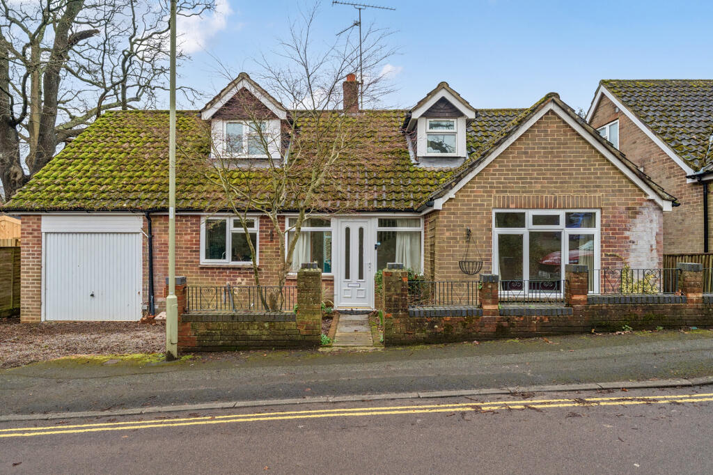 Main image of property: Riverside Close, Liss, GU33