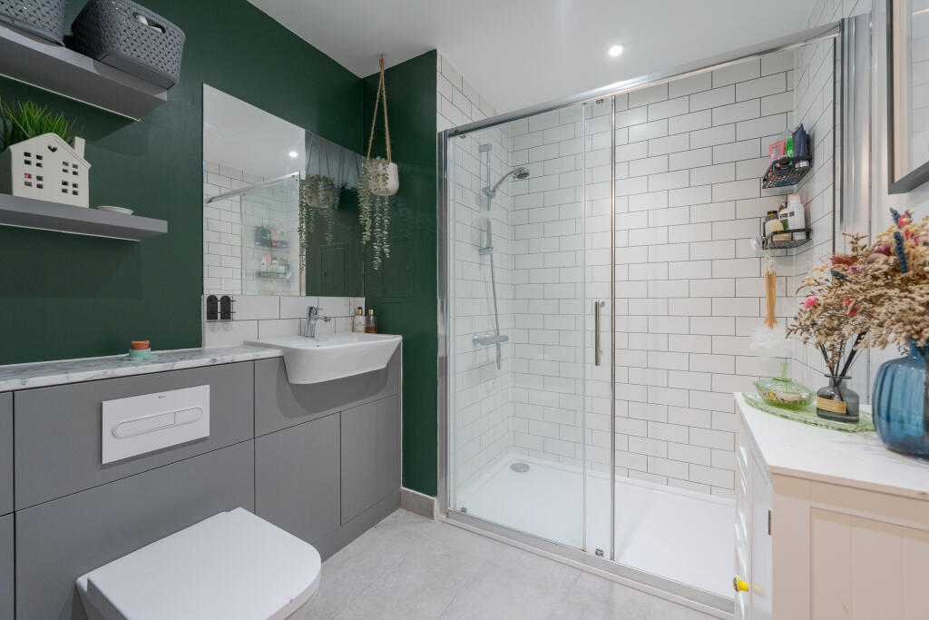 Apartment in London - More