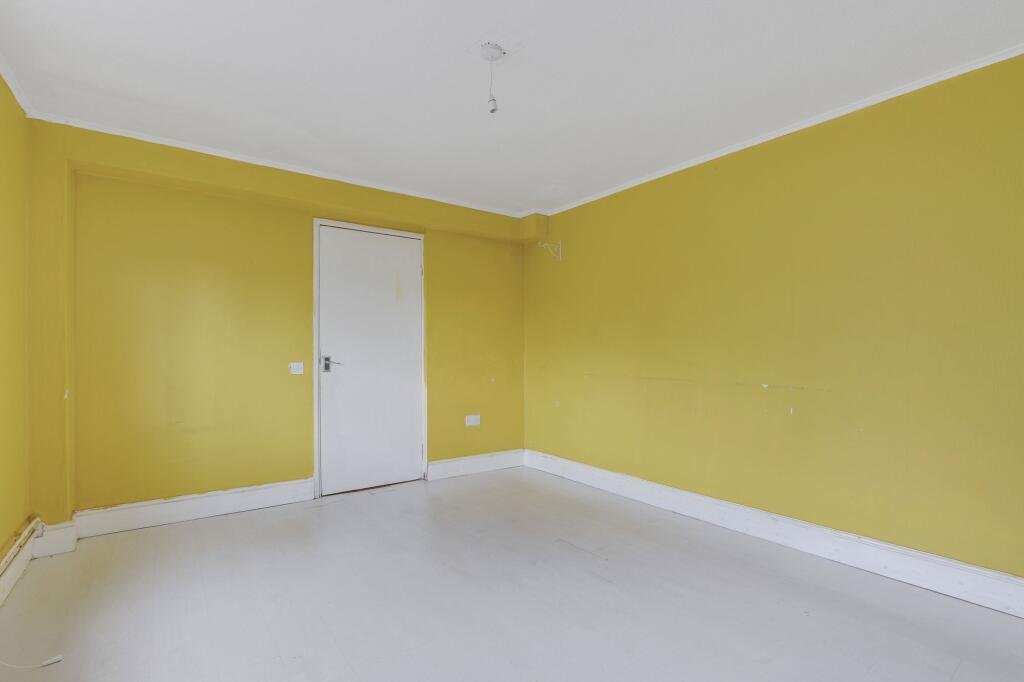 House in Nottingham - View 5