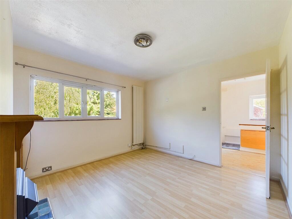 Apartment in Worcester, Lyppard Grange, The Ronkswood - More