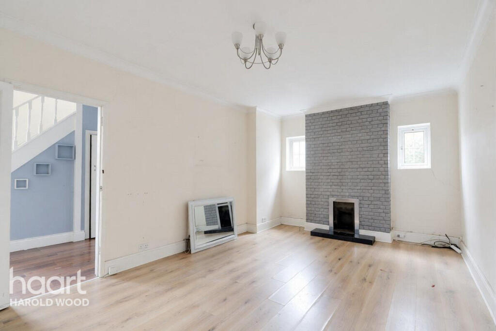 House in Romford - View 4