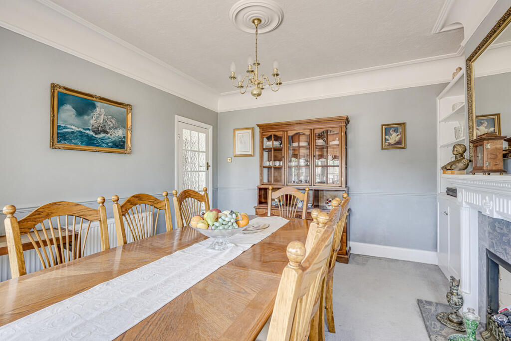 House in Southend-on-Sea - View 5