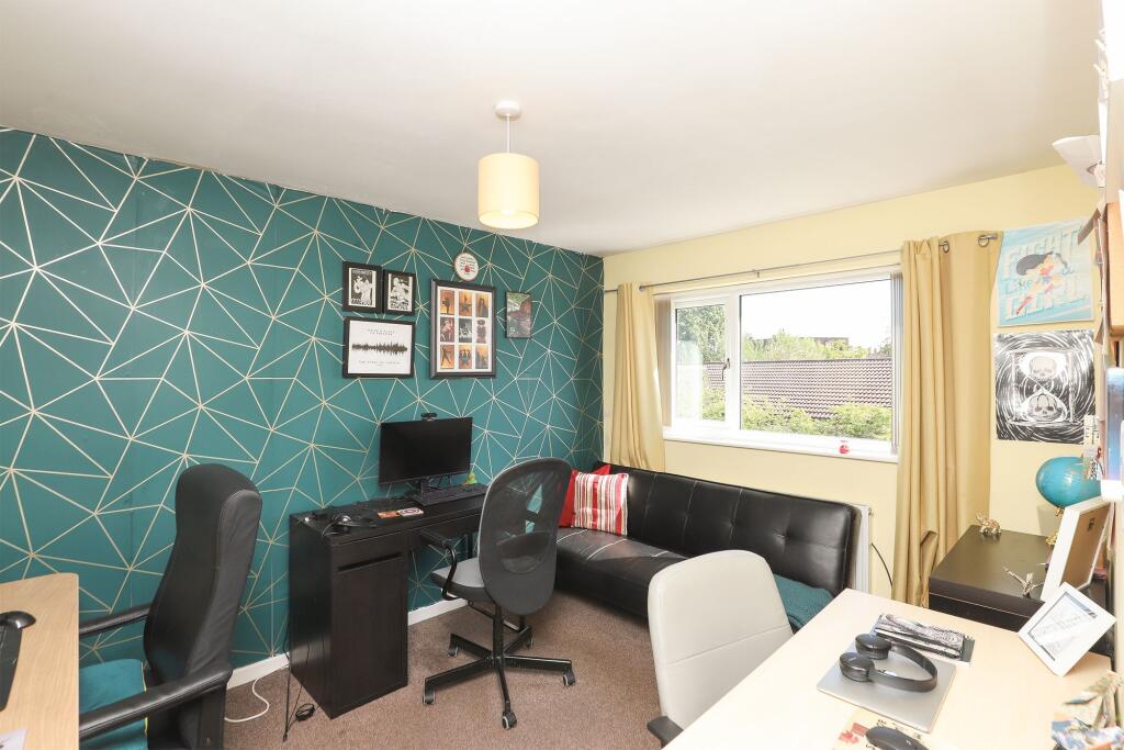 House in Sheffield, South Yorkshire - More