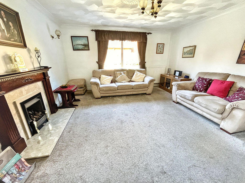 Cotman Drive, Bradwell photo 4
