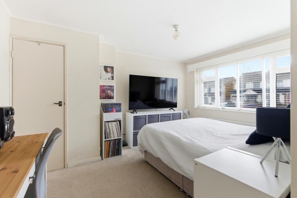 Additional image 8 of Barton Close, Harpenden, Hertfordshire, AL5