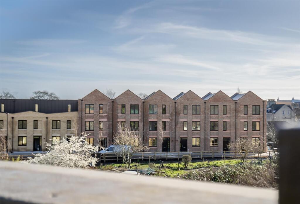 Main image of property: Dennings Mews, Wigginton Road, York