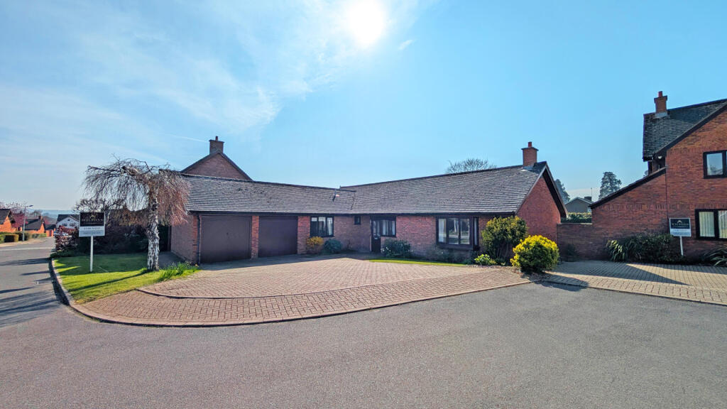 Main image of property: Highgrove, Sherford Road, Taunton