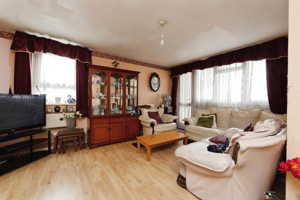 Main image of property: Grantham Road, London, E12