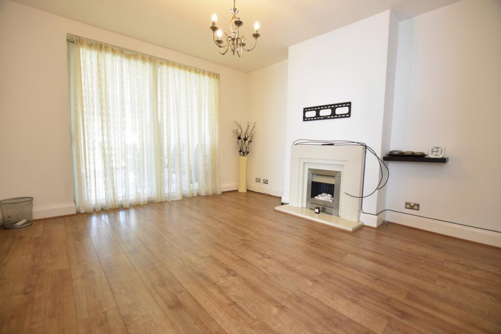 House in London - View 4