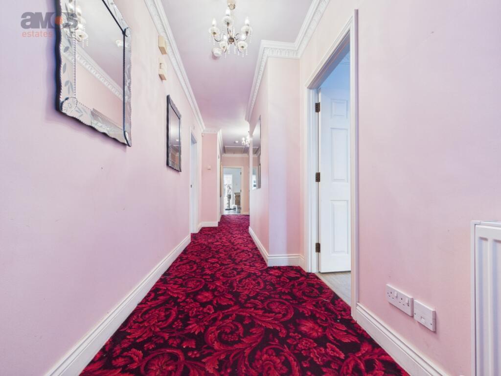 Ormonde Avenue, Hadleigh Leigh Borders, Essex photo 4