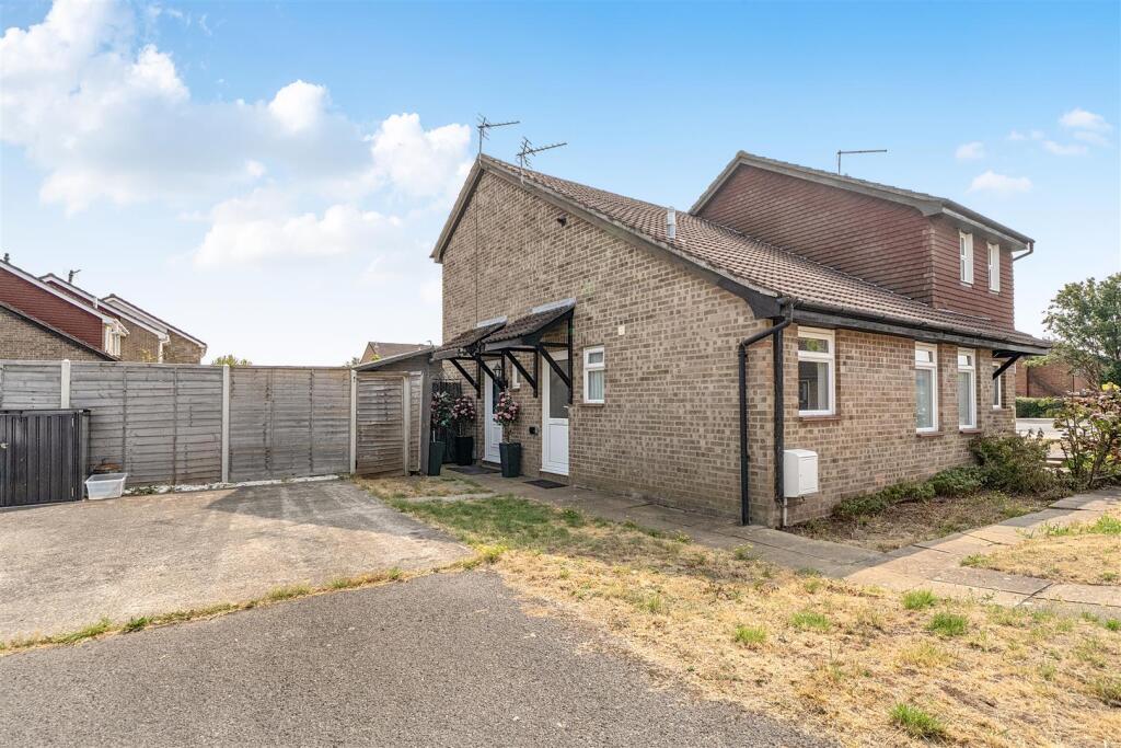 Main image of property: Ravenswood, Longwell Green, Bristol