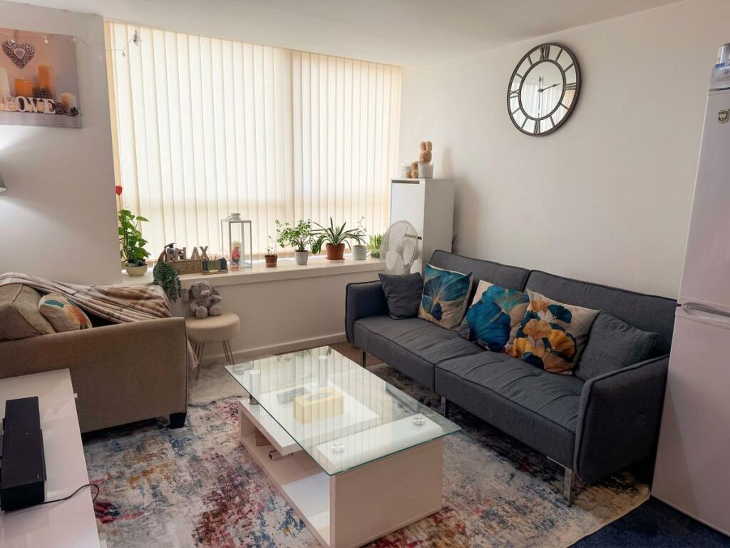 Apartment in Warrington - View 4