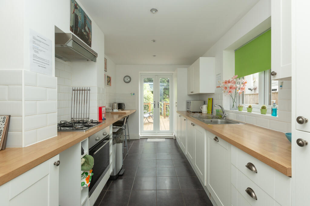 Pegwell Road, Ramsgate, CT11 photo 3