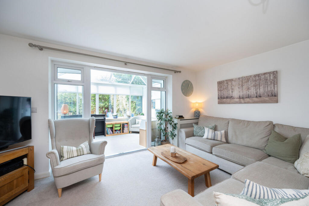 House in Redhill - View 5
