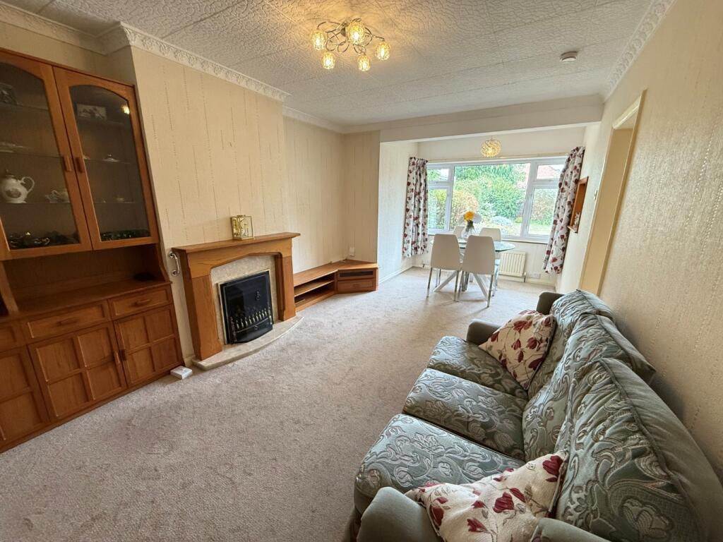 Periwinkle Lane, Dunstable photo 3