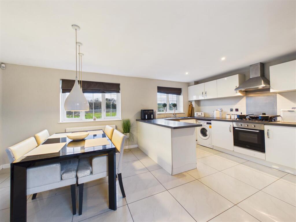 House in Hull, Gipsyville - View 5