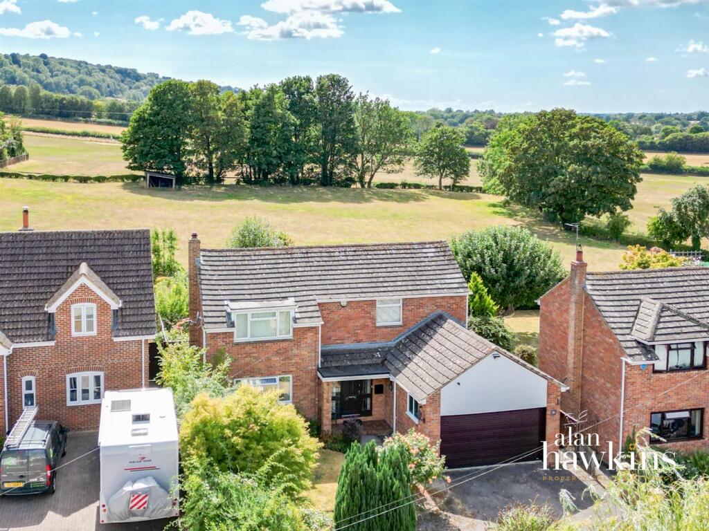 Main image of property: Broad Town SN4 7RG