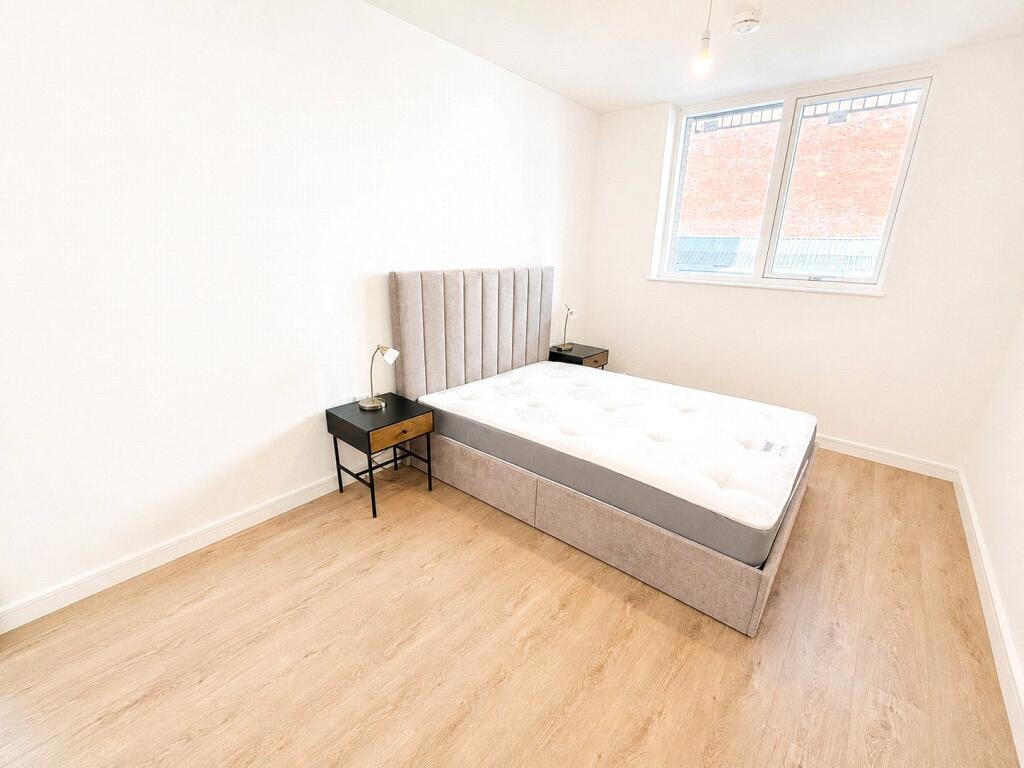 Apartment in Birmingham - View 5