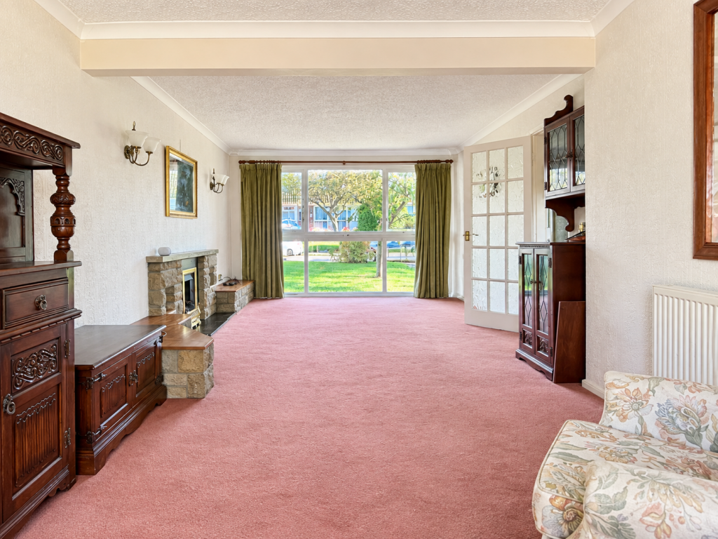 Heathgate, Yatton photo 4