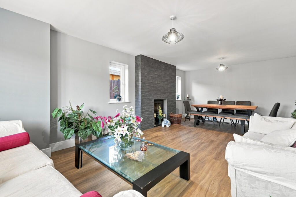 House in Chelmsford - View 5
