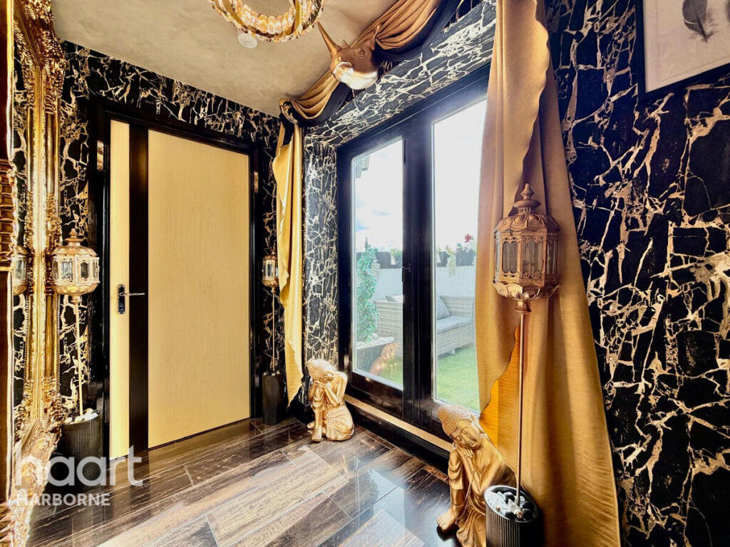 Additional image 13 of Luxury Apartment, Park Central