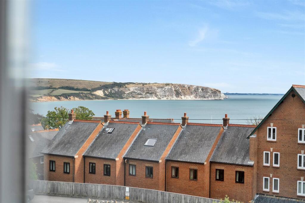 Grosvenor Road, Swanage photo 5