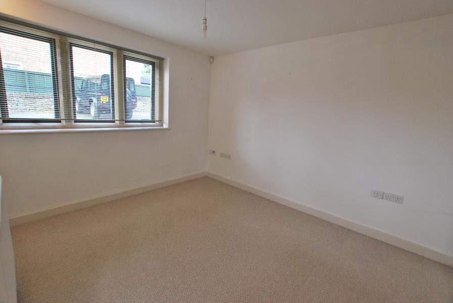 Apartment in Malmesbury, Wiltshire - View 4