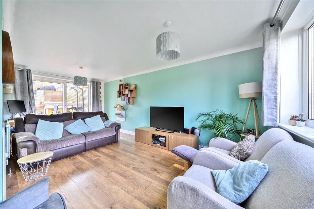 Blendworth Lane, Southampton, Hampshire, SO18 photo 3