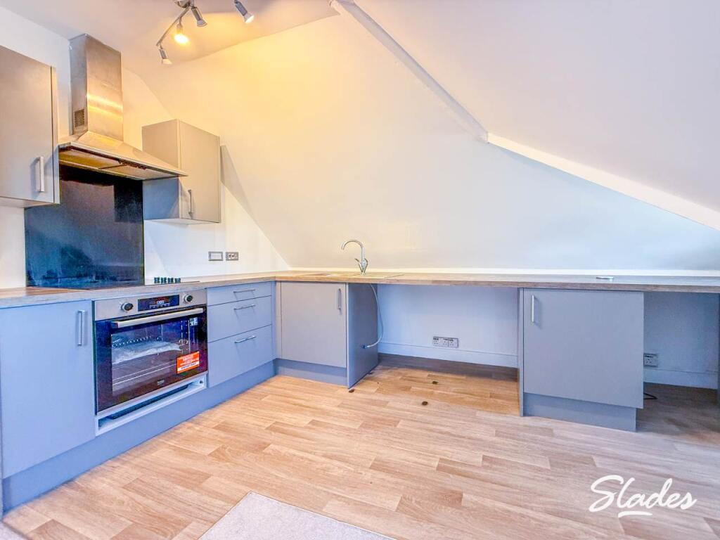Apartment in Bournemouth, Springbourne - View 2