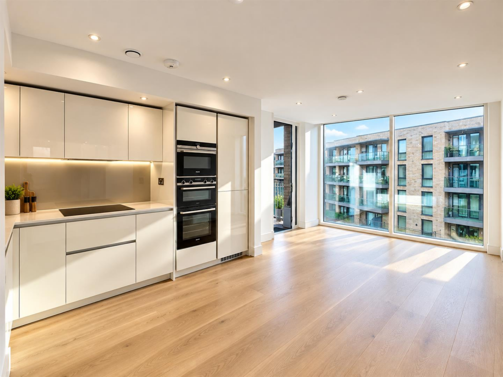 Apartment in Southall - View 2