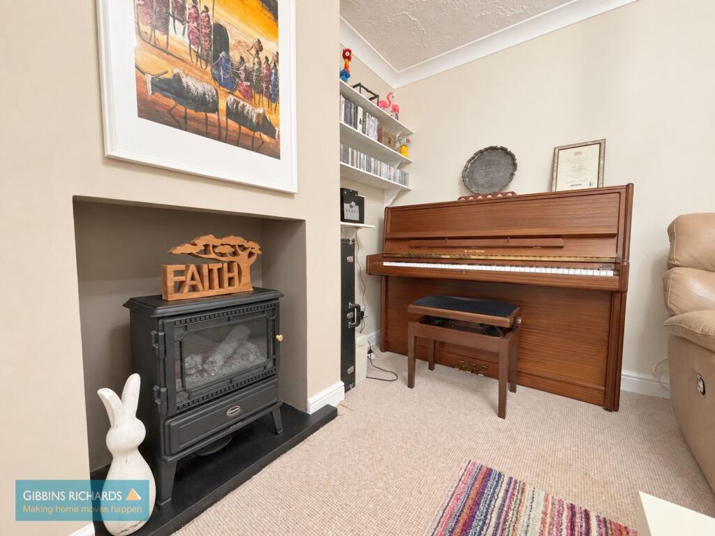 House in Taunton - View 5