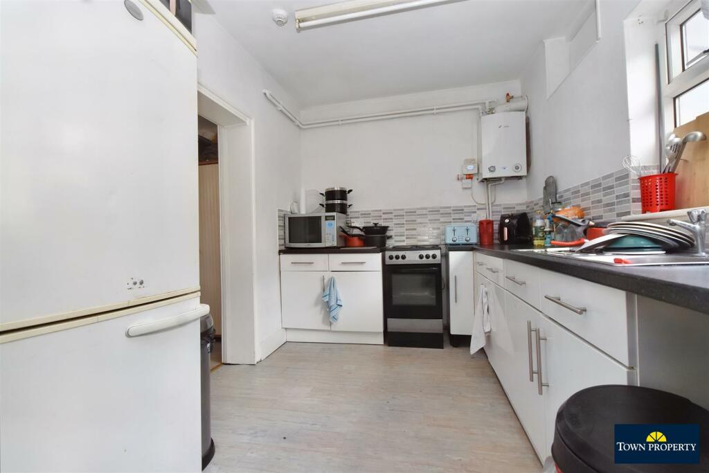 House in Eastbourne, East Sussex - More