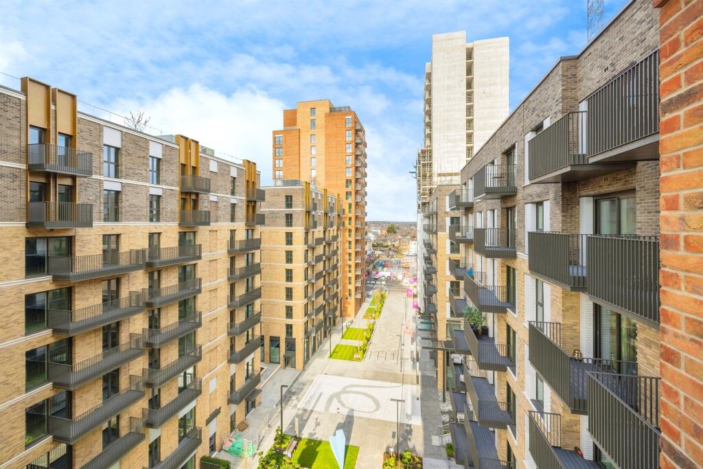 Main image of property: Union Court, The Exchange, Watford