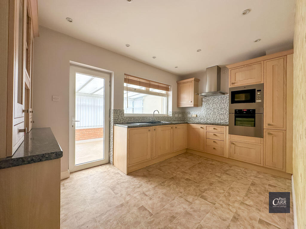 House in Walsall, West Midlands - View 5