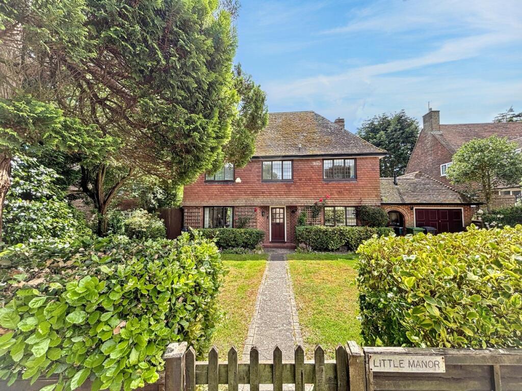 Main image of property: Cooden Close, Bexhill-on-Sea, TN39