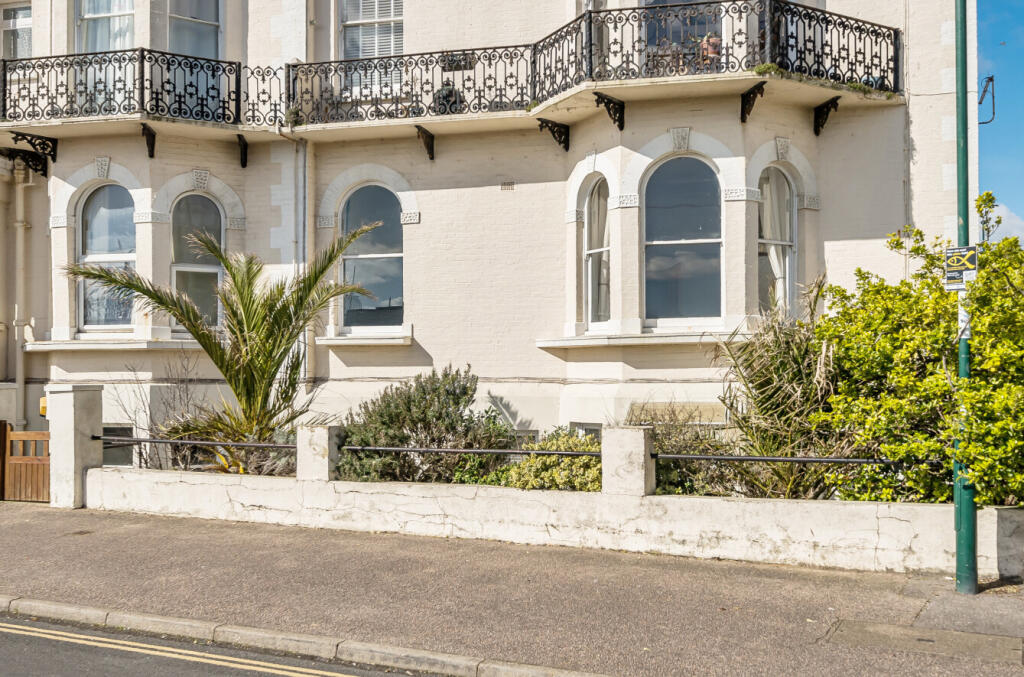 Victoria Road South, Bognor Regis, West Sussex photo 3