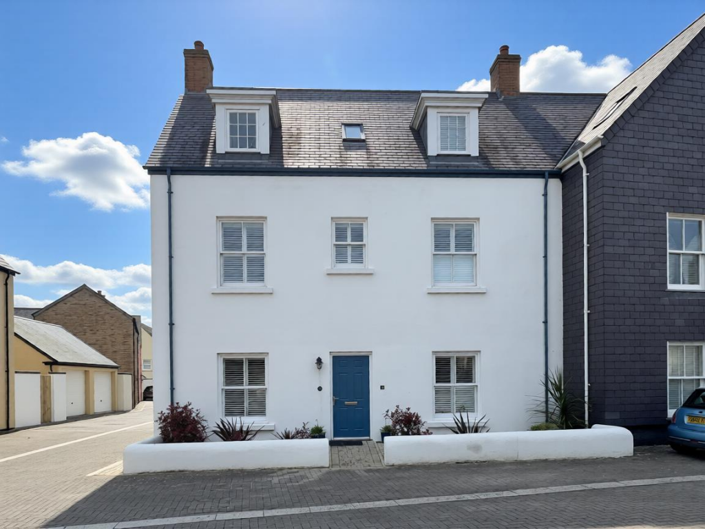 Main image of property: Stret Grifles, Nansledan, Newquay
