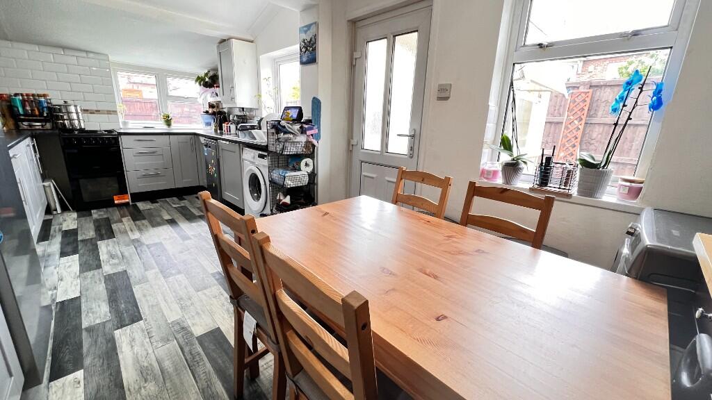 17, Wilberforce Road photo 4